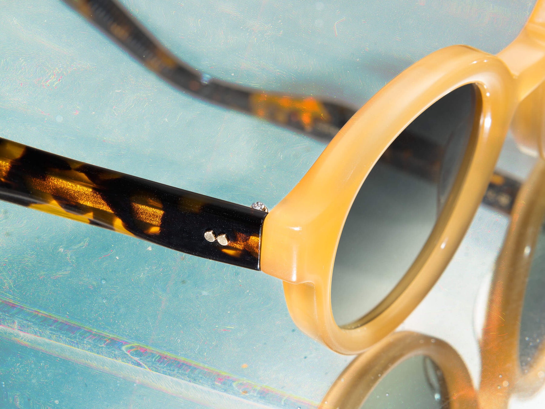 The GREPS SUN in Honey/Tortoise with Forest Wood Tinted Lenses