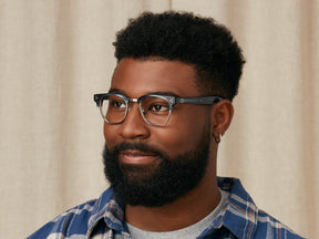 Model is wearing The TINIF in size 48 in Ink/Silver