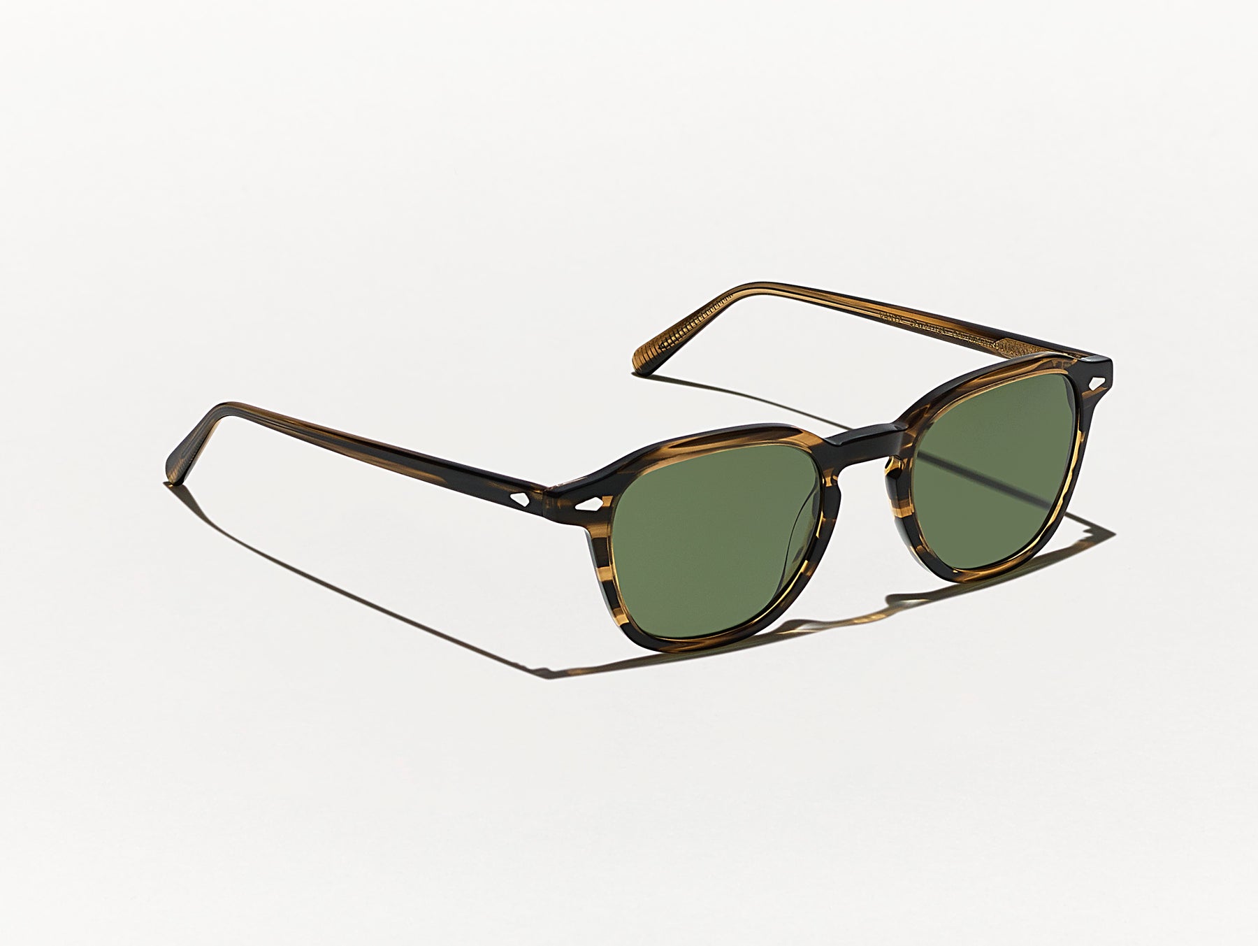 The VANTZ SUN in Brown/Bamboo with G-15 Glass Lenses