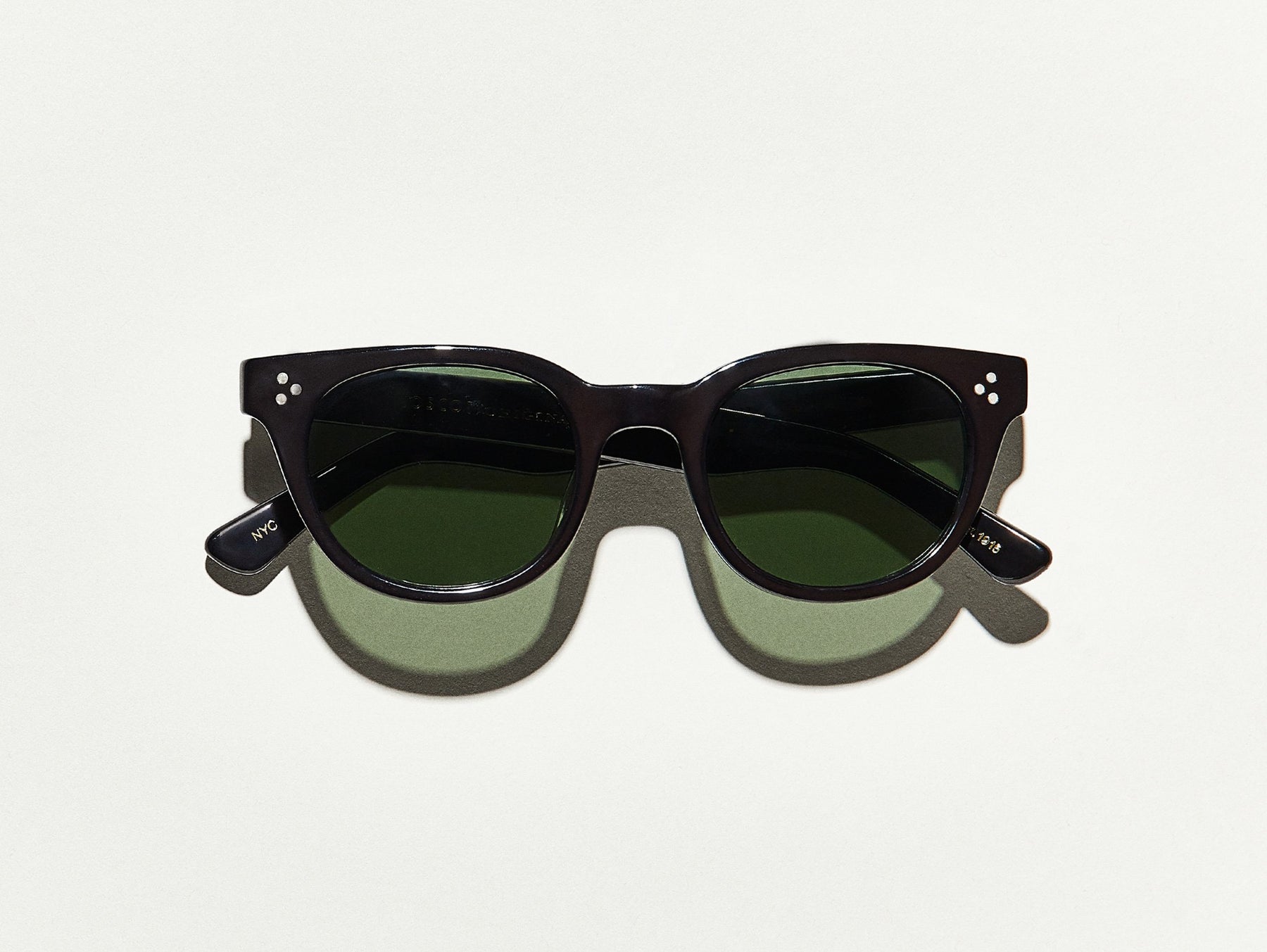 The VILDA SUN in Black with G-15 Glass Lenses