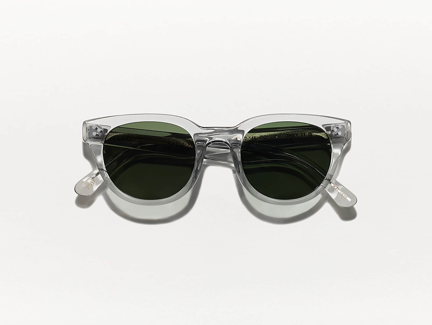 The VILDA SUN in Light Grey with G-15 Glass Lenses