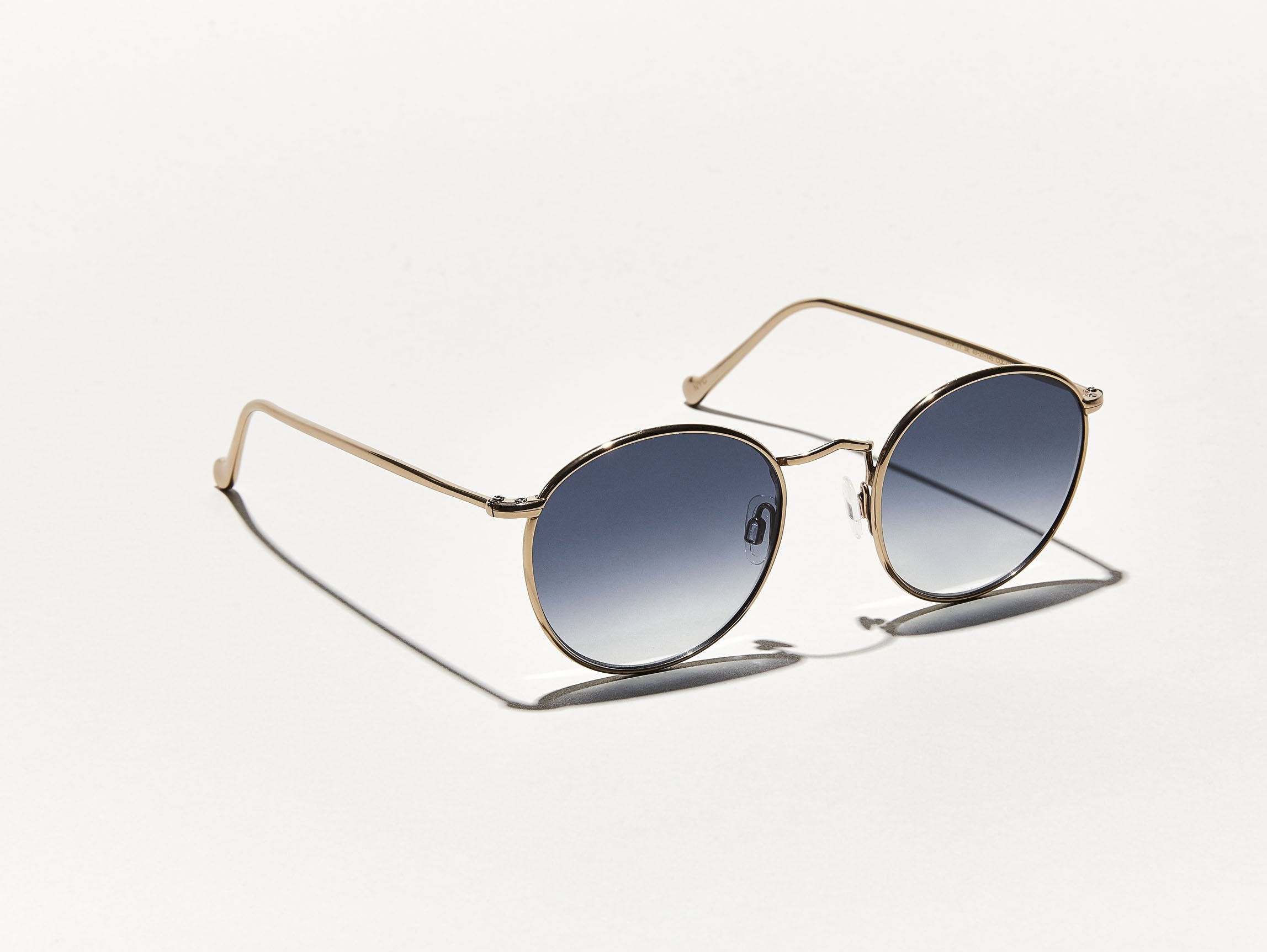 #color_gold | The ZEV-TT SE SUN in Gold with Navy Gradient Lenses